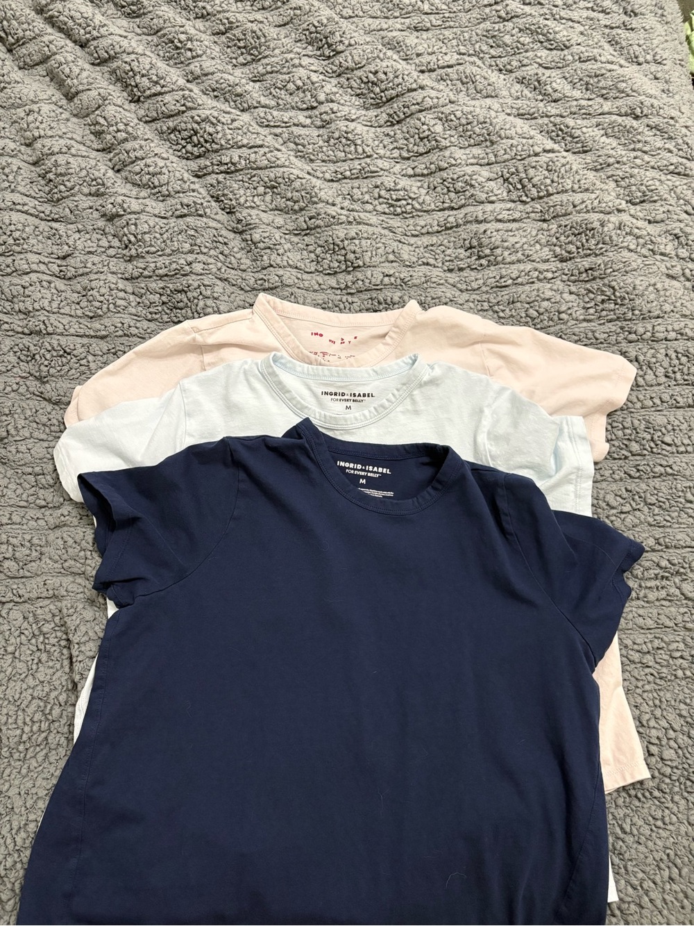 INGRID & ISABEL | 3 Maternity T-Shirts - Picture 2 of 8